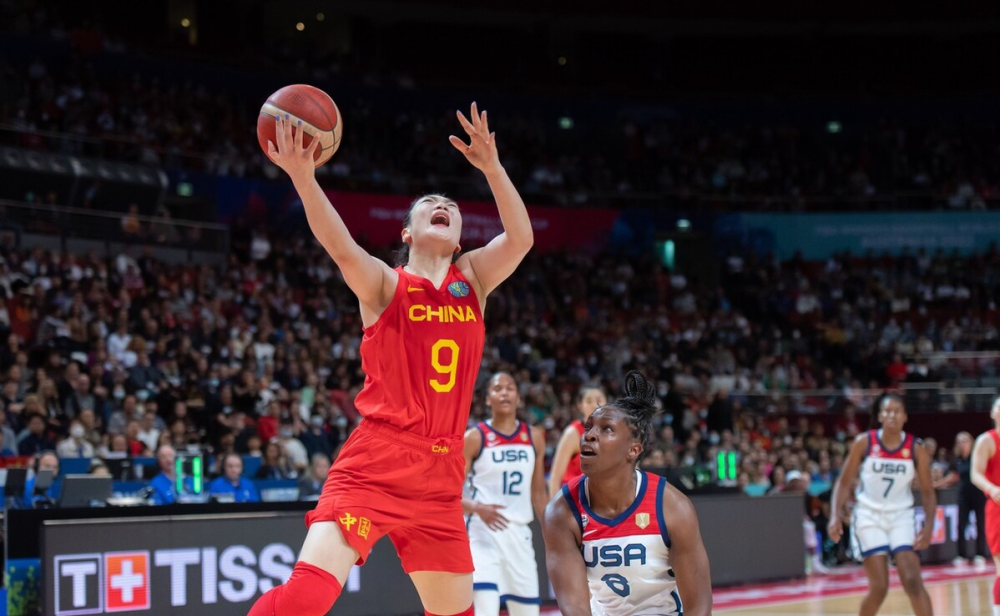 开云首页入口欧篮联加时末段再迎强敌，浙江队回应争议，主帅态度：悬念犹存，轮换策略成焦点的简单介绍