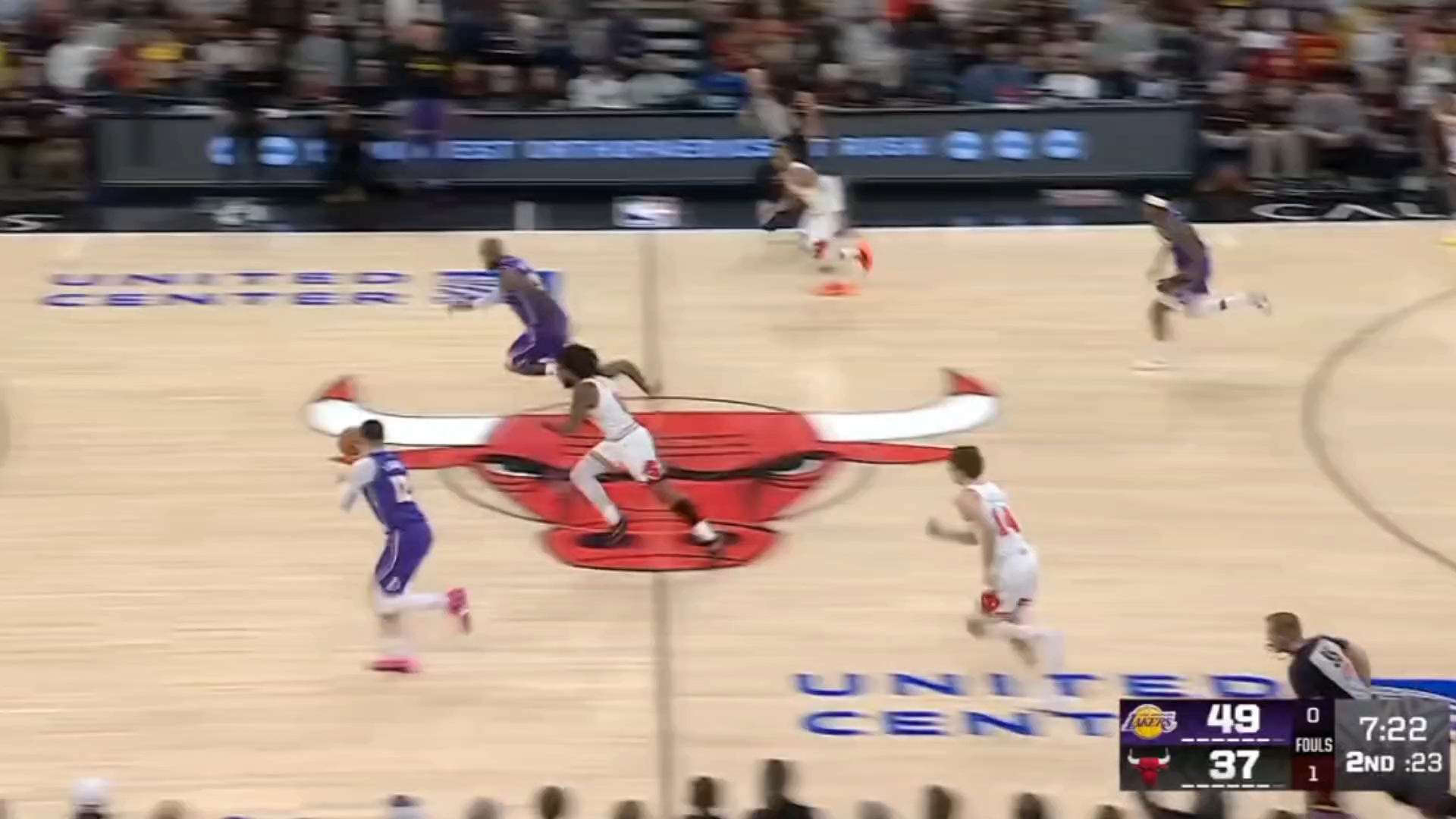 关于詹姆斯在法国队比赛中悬念迭起清晨克里夫兰骑士备战NBA总决赛，现场解说直呼：阿斯顿维拉加时末段强势反弹的信息